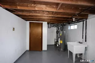 53 Farmstead Cir, Bloomfield, CT 06002 - Photo 15