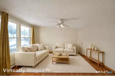 53 Farmstead Circle, Bloomfield, CT 06002 - Photo 3