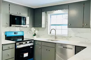 19 Sapia Dr, East Lyme, CT 06357 - Photo 5