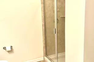 414 Center Meadow Ln, Danbury, CT 06810 - Photo 9