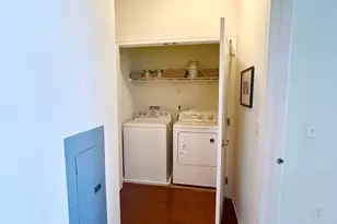 414 Center Meadow Ln, Danbury, CT 06810 - Photo 13