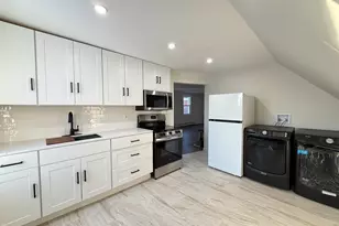 53 Mahl Ave, Hartford, CT 06120 - Photo 3