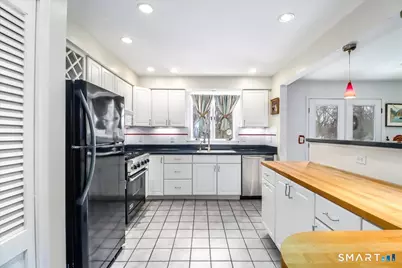 135 Parsonage Hill Road, North Branford, CT 06472 - Photo 11