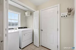 555 Wall St, Hebron, CT 06248 - Photo 13