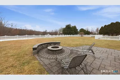 555 Wall Street, Hebron, CT 06248 - Photo 35