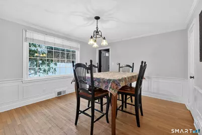 7 Grimes Brook Place, Simsbury, CT 06070 - Photo 9