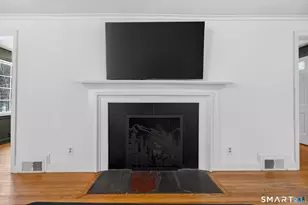 7 Grimes Brook Pl, Simsbury, CT 06070 - Photo 11