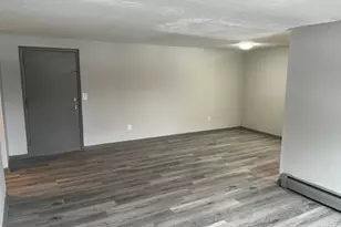 32 Cook Ave, Meriden, CT 06451 - Photo 5