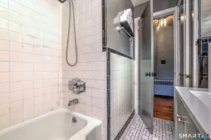 7 E Lake Rd, Trumbull, CT 06611 - Photo 29