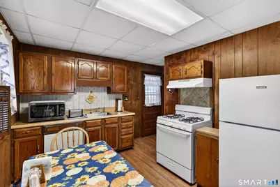 59 Vivian Street, Waterford, CT 06385 - Photo 17