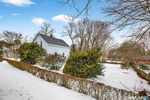 59 Vivian St, Waterford, CT 06385 - Photo 3