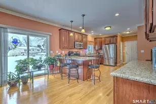 39 Fawn Meadow Dr, Naugatuck, CT 06770 - Photo 9