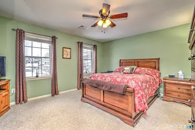 39 Fawn Meadow Drive, Naugatuck, CT 06770 - Photo 23