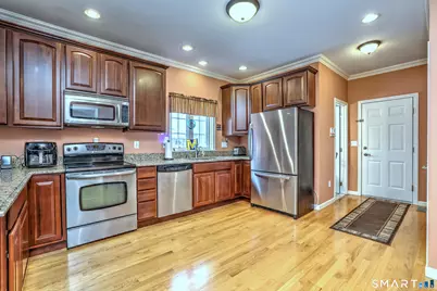 39 Fawn Meadow Drive, Naugatuck, CT 06770 - Photo 11