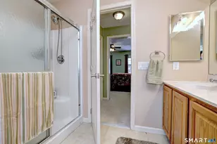 39 Fawn Meadow Dr, Naugatuck, CT 06770 - Photo 27