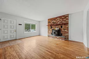 100 10 Coat Ln, Shelton, CT 06484 - Photo 5