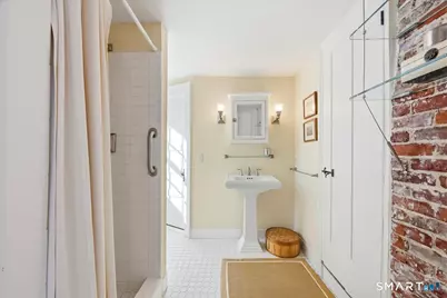 56 South Main Street, Essex, CT 06426 - Photo 31