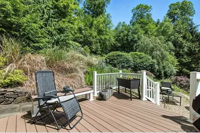 11 Squantz View Drive, New Fairfield, CT 06812 - Photo 21