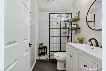 15 Evelyn Road, Derby, CT 06418 - Photo 13