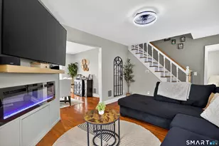 15 Evelyn Rd, Derby, CT 06418 - Photo 7