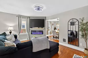 15 Evelyn Rd, Derby, CT 06418 - Photo 5