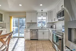 246 Shadyside Ln, Milford, CT 06460 - Photo 15