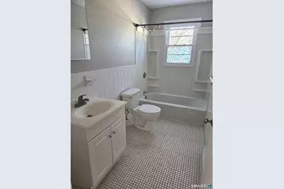 131 Milford St Extension #B10, Plainville, CT 06062 - Photo 15