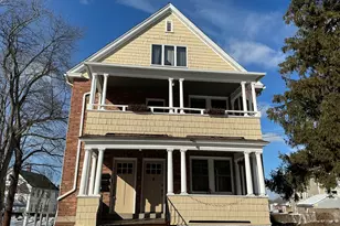 10 Erin St, Middletown, CT 06457 - Photo 1