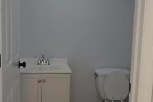 65 Phelps St, East Hartford, CT 06108 - Photo 27