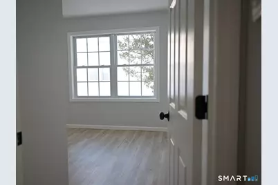 65 Phelps Street, East Hartford, CT 06108 - Photo 11