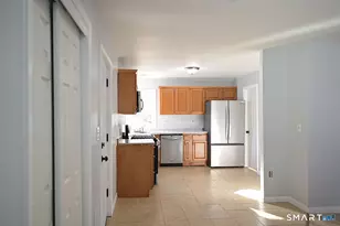 65 Phelps St, East Hartford, CT 06108 - Photo 5