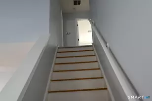 65 Phelps St, East Hartford, CT 06108 - Photo 7