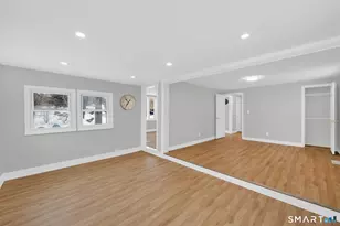 52 Vineyard Rd, North Haven, CT 06473 - Photo 11