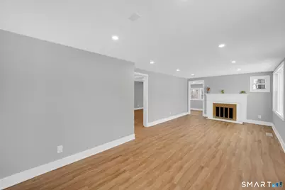 52 Vineyard Road, North Haven, CT 06473 - Photo 5