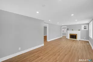 52 Vineyard Rd, North Haven, CT 06473 - Photo 5