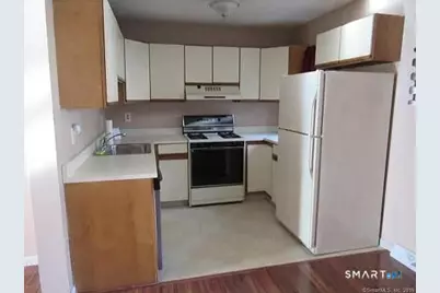 204 New Haven Avenue #6I, Derby, CT 06418 - Photo 5