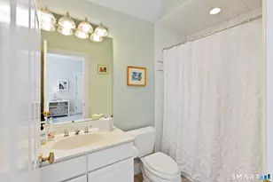 29 Sunset Farm Rd, West Hartford, CT 06107 - Photo 27