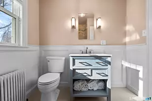 32 Cedarhurst Ln, Milford, CT 06461 - Photo 15