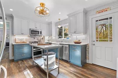 32 Cedarhurst Lane, Milford, CT 06461 - Photo 7