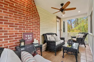 32 Cedarhurst Ln, Milford, CT 06461 - Photo 17