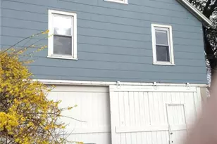 319 Chesterfield Rd, East Lyme, CT 06333 - Photo 7