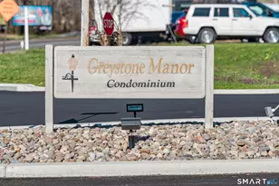 39 Manorwood Dr, Branford, CT 06405 - Photo 3