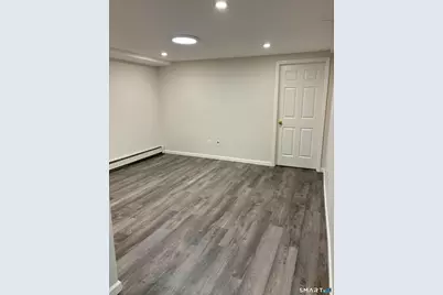 124 Pemberwick Road #Left Side, Greenwich, CT 06831 - Photo 19