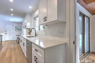 53 Geer St, Cromwell, CT 06416 - Photo 21