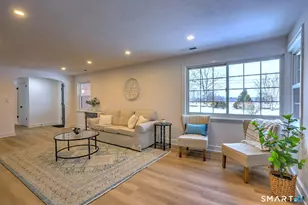 53 Geer St, Cromwell, CT 06416 - Photo 9