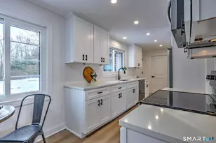 53 Geer St, Cromwell, CT 06416 - Photo 15