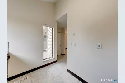 285 Queen Street #1C, Southington, CT 06489 - Photo 5