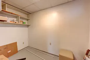 285 Queen St, Southington, CT 06489 - Photo 33