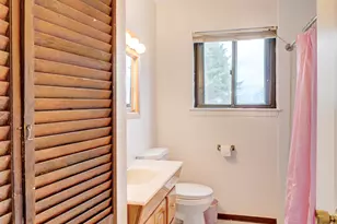 285 Queen St, Southington, CT 06489 - Photo 17