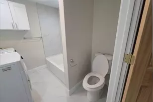 564 Fairfield Ave, Stamford, CT 06902 - Photo 9